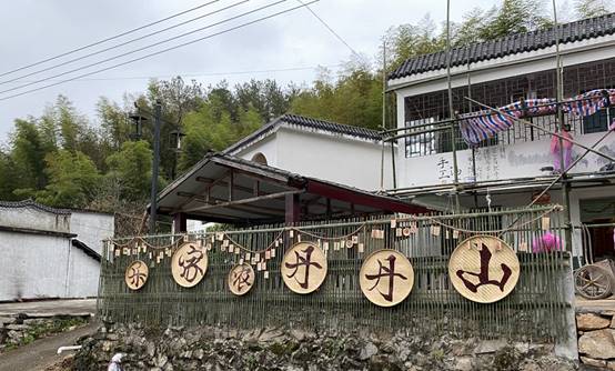 7d8682125e921e9f6caf35f2bf99cef